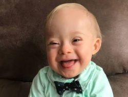 Lucas Warren bayi penyandang sindrome down terlucu versi Greber 2018. (Foto: VOA)