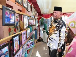 Walikota Tanjungpinang, H. Syahrul, S.Pd saat membuka kegiatan Expo Pendidikan yang diselenggarakan oleh RA Al Uswah di Masjid Al Uswah Tanjungpinang, Sabtu (16/3). (f-hms)