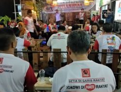 Deklarasi The New Enterpreuner Usaha Kuliner Anak Muda Generasi Mandiri dan Optimis, para millenial di Tanjungpinang, di sebuah angkringan, Jumat (14/3/2019) malam. (f-DNP)