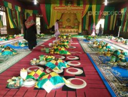 Persiapan Haul Jama di Reflika Istana Damnah, Daik Lingga. (f-aci)