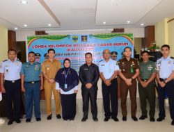 Wakil Bupati Lingga, Muhammad Nizar menyampaikan sambutan di kegiatan kelompok kadarkum di One Hotel Dabo Singkep.