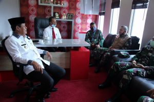 Rapat koordinasi persiapan pembentukan tim posko penanganan Covid-19 Batam