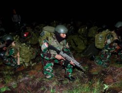 Terjun Tempur Awali Latpasrat Korps Marinir 2020