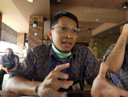 Menager Oprasional PT PLN Persero Cabang Tanjungpinang, Suharno, di Tanjungpinang, Kamis (2/7/2020). (Foto: pijarkepri.com