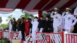 Walikota Tanjungpinang, Rahma, saat memimpin pelaksanaan upacara HUT RI Ke-75 di Tanjungpinang