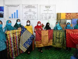 Sofha Sebut Produktifitas Rumah Tenun Efektif Dimasa Pandemi