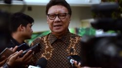 Menteri Pendayagunaan Aparatur Negara dan Reformasi Birokrasi (Menpan RB) Tjahjo Kumolo meninggal dunia di RS Abdi Waluyo, Jakarta, Jumat (1/7/2022), sekitar pukul 11.10 WIB.
