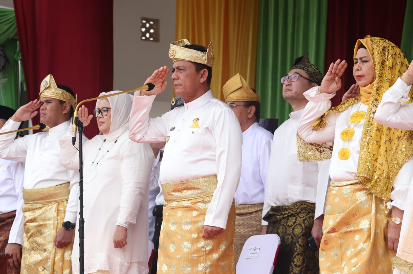 Gubernur Kepri Ansar Ahmad, saat memimpin upacara HUT Kepri ke-20, di Gedung Daerah Tanjungpinang, Sabtu (24/9/2022)