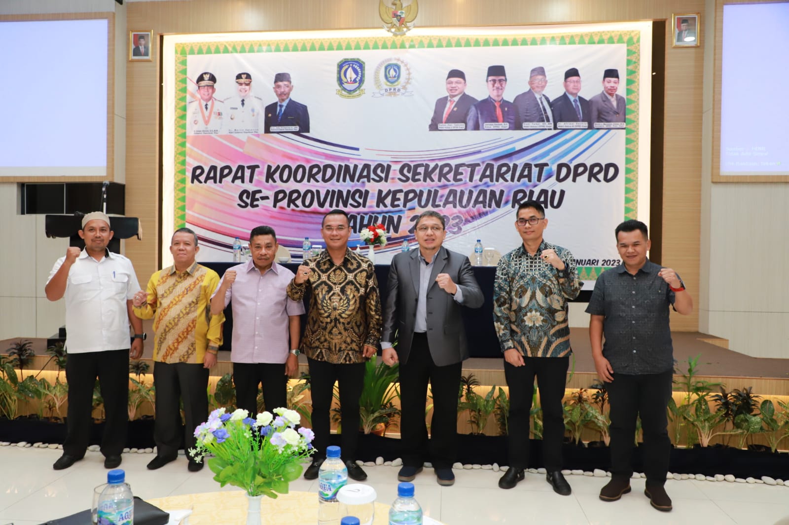 Wakil Ketua II DPRD Kepulauan Riau, Raden Hari Tjahyono saat membuka rapat koordinasi (Rakor) Sekretariat DPRD, di Hotel Beverly, Batam, Rabu, Batam (18/01).