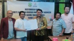 Novaliandri Fathir saat menerima hasil Muskot KORMI Tanjungpinang I, di Tanjungpinang, Selasa (31/1/2023). (Foto: pijakepri.com)