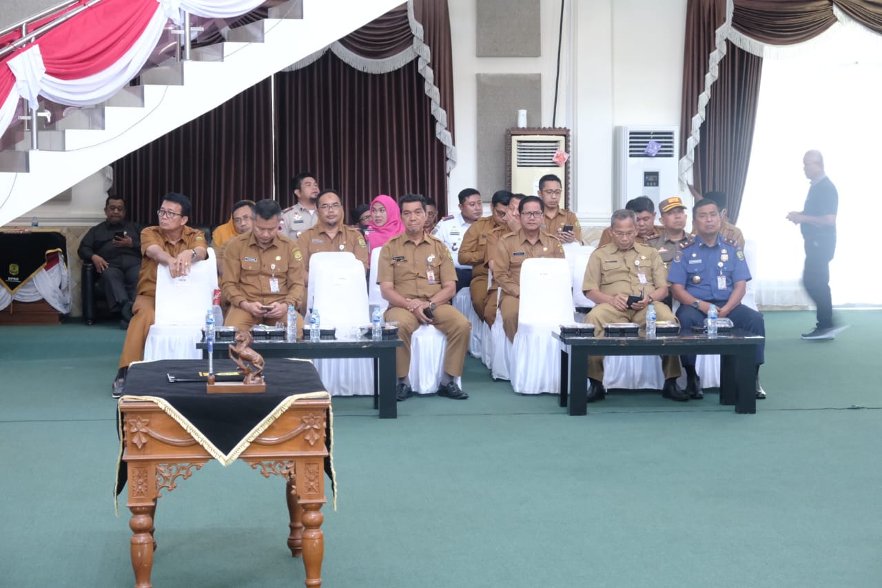 Dewan Perwakilan Rakyat Daerah (DPRD) Tanjungpinang menggelar paripurna penyampaian rancangan Kebijakan Umum Anggaran dan Prioritas Plafon Anggaran Sementara (KUA-PPAS) APBD Tahun Anggaran 2024 dan APBD Perubahan Tahun Anggaran 2023 di hadapan anggota DPRD Kota Tanjungpinang, Selasa (22/8/2023).