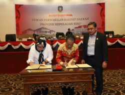 Pimpinan DPRD Tandatangani Nota Kesepakatan KUA-PPAS Perubahan APBD Kepri 2023