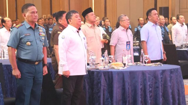 Ketua DPRD Provinsi Kepulauan Riau, H. Iman Sutiawan, SE, menghadiri Rapat Koordinasi Nasional Polisi Khusus (Polsus) Kelautan 2024 yang dibuka oleh Menteri Kelautan dan Perikanan Sakti Wahyu Trenggono di Batam, Kamis (10/10/2024).