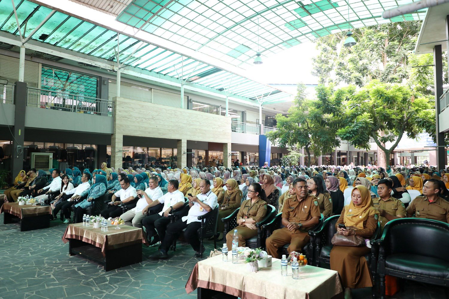 Pemko Batam Beri Insentif Ribuan Kader Posyandu, Amsakar: Mereka Garda Terdepan Kesehatan Warga