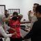 Tersangka LY, mantan Direktur Operasional PT Bias Delta Pratama, digiring penyidik Kejati Kepri usai diperiksa sebelum ditahan di Rutan Kelas I Tanjungpinang, Jumat (30/9/2025)