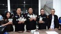 Tim Penyidik Tindak Pidana Khusus Kejati Kepri pada Selasa, 14 Oktober 2025. Tim Penyidik Tindak Pidana Khusus Kejati Kepri pada Selasa, 14 Oktober 2025.