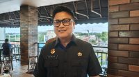 Kepala Diskominfo Provinsi Kepulauan Riau, Hendri, di Tanjungpinang, Senin (20/10/2025)(Foto: aji/pijarkepri.com) Kepala Diskominfo Provinsi Kepulauan Riau, Hendri, di Tanjungpinang, Senin (20/10/2025)(Foto: aji/pijarkepri.com)