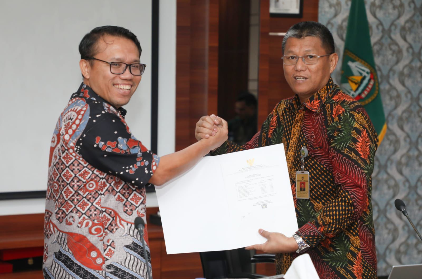 Sekretaris Daerah Kota Batam saat Entry Meeting Pemeriksaan Terinci atas Kepatuhan Belanja Daerah 2025 di Kantor Wali Kota Batam, Kamis (6/11/2025). (Foto :  Humas Diskominfo Batam / Ade Rahmatullah)
