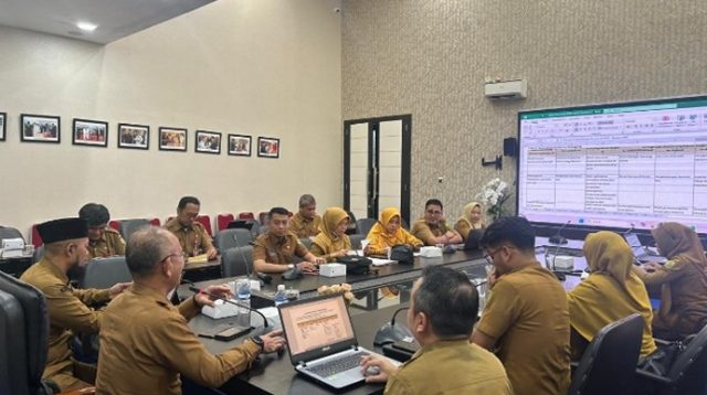 Pemerintah Kota Tanjungpinang saat menggelar rangkaian Rapat Paparan Rencana Strategis (Renstra) Perangkat Daerah Tahun 2025–2029 yang berlangsung maraton di Ruang Rapat Engku Putri Hamidah, Lantai 3 Kantor Wali Kota Tanjungpinang, 11 November 2025.