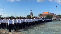 Pegawai P3K Lingga saat apel di kantor pemerintahan daerah itu, di 2025.