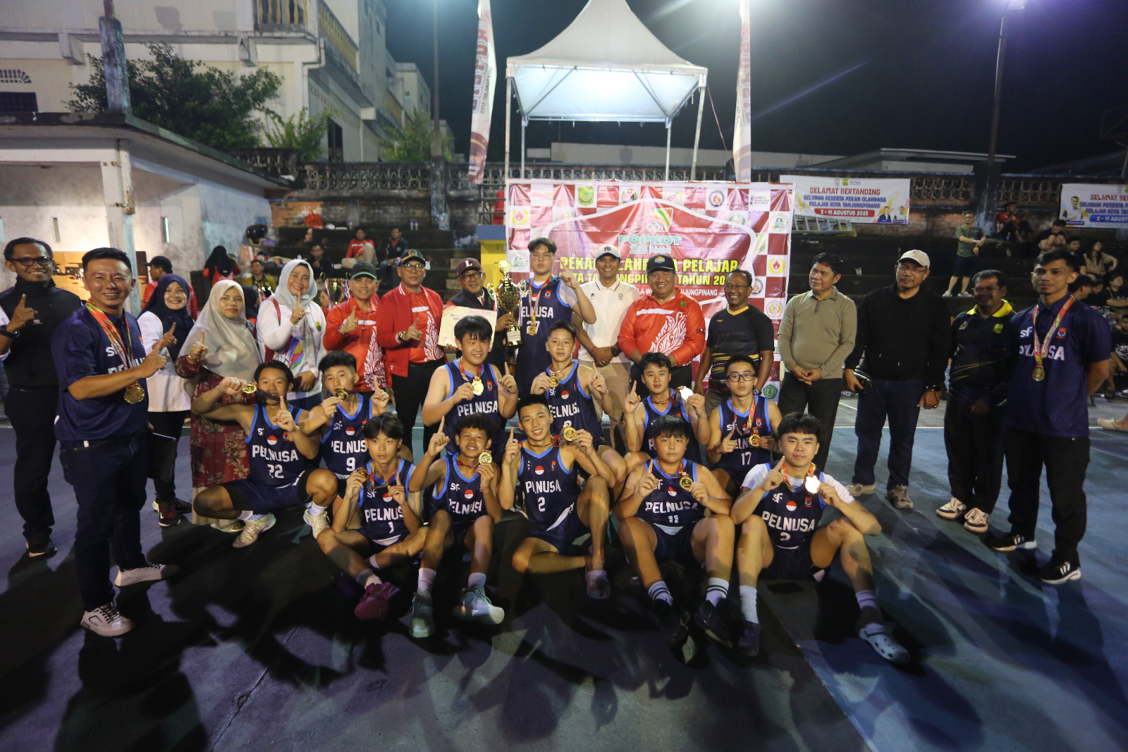 Walikota Tanjungpinang Lis Darmansyah Resmi Tutup POPKOT 2025, Tegaskan Pentingnya Membentuk Generasi Atlet Berkarakter