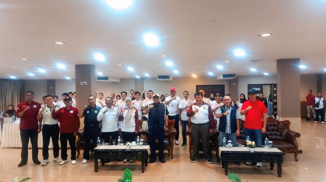 Wali Kota Tanjungpinang, Lis Darmansyah, membuka secara resmi Pelatihan Wasit Bola Voli yang digelar Dinas Kepemudaan dan Olahraga Kota Tanjungpinang di Hotel Plaza Km 3,5, Senin (9/2/2026), sebagai upaya meningkatkan kompetensi dan profesionalisme perwasitan di daerah.