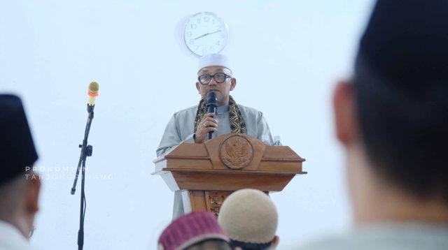 Wali Kota Tanjungpinang, Lis Darmansyah, kembali melanjutkan rangkaian Safari Ramadan 1447 Hijriah/2026 Masehi dengan mengunjungi Masjid Bani Umar Halimah, Jalan Hang Lekir, Jumat (27/2).