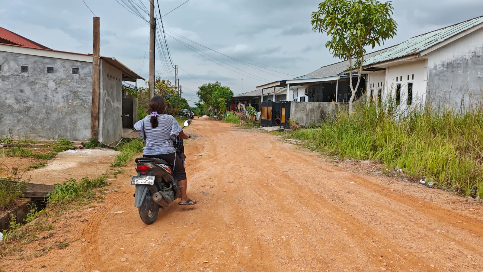 Blok A4 Perumahan Bukit Merpati Putih, Kelurahan Pinang Kencana, Kecamatan Tanjungpinang Timur, Februari 2026. (Foto: pijarkepri.com)