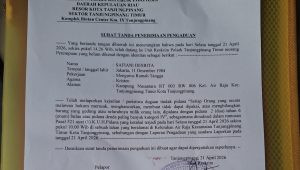 Laporan Safiani Desrita, warga Kampung Nusantara RT 003 RW 006, Kelurahan Air Raja, yang merupakan istri almarhum Turnip. Ia melaporkan kejadian itu ke Polsek Tanjungpinang Timur pada Selasa (21/4/2026), terkait dugaan perusakan pagar di lahan yang selama ini dikelola keluarganya. (Foto: istimewa)