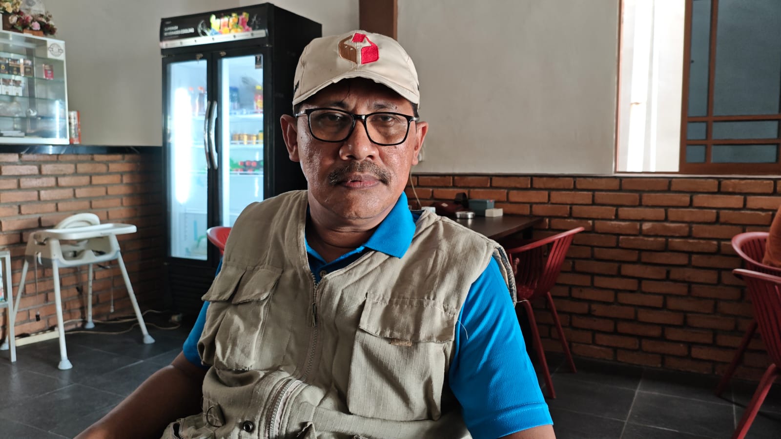 Sayamsudin, warga yang mengklaim tidak dibayarkan pembayaran solar yang diduga di pesan PT Hermina Jaya dan subkonnya, perusahaan Tambang Bauksit di Lingga, Rabu (29/4/2026) (Foto: Tim Redaksi pijarkepri.com)