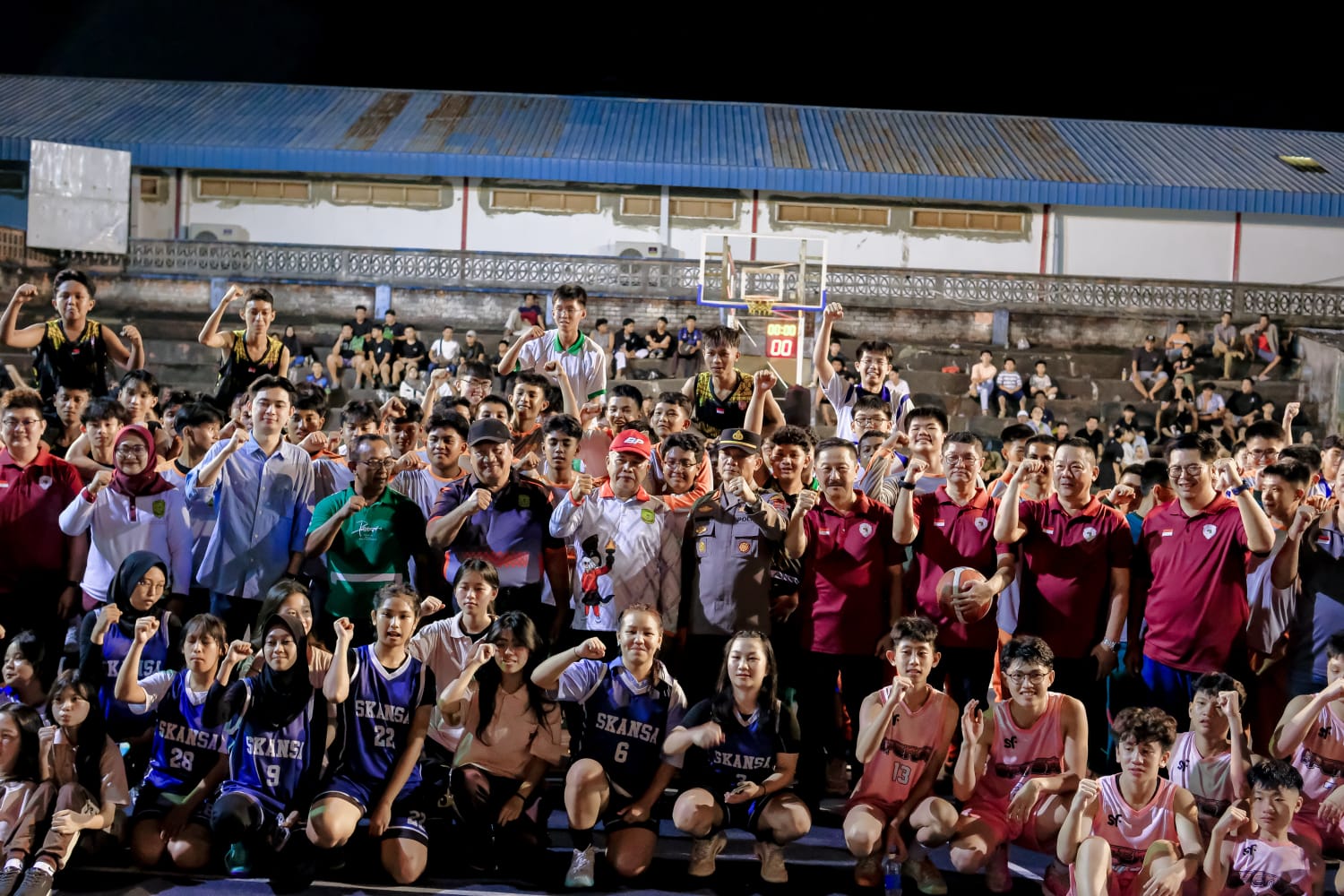 Turnamen Bola Basket Teo Chew Tanjungpinang Cup II resmi dibuka di Lapangan Teladan, Tanjungpinang, Rabu (29/4/2026) malam.