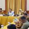 Gubernur Kepri Ansar Ahmad saat memimpin rapat Pemenuhan Kelengkapan Persyaratan dan Pemantapan Data Usulan Pembangunan KNMP Kepri Tahun 2026 di Gedung Daerah, Tanjungpinang, Senin (18/5).