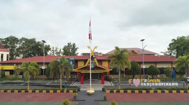 Kantor Polresta Tanjungpinang.