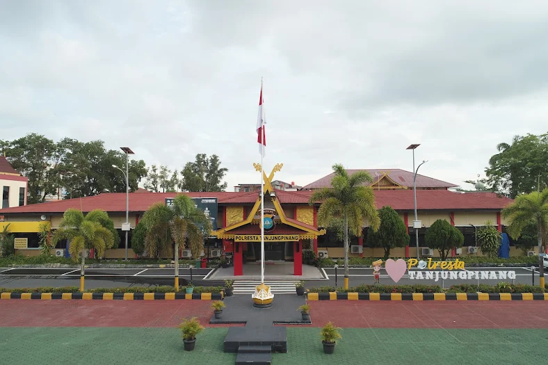 Kantor Polresta Tanjungpinang.