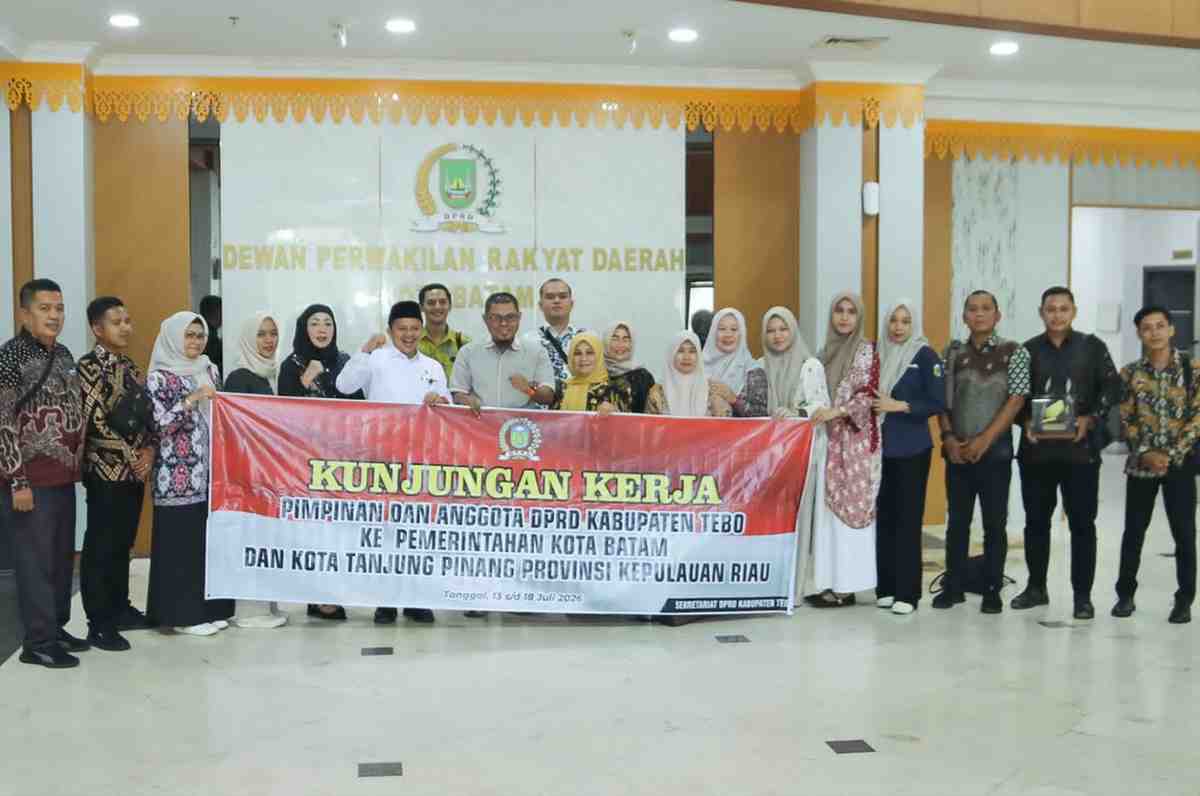 DPRD Kota Batam menerima kunjungan kerja DPRD Kabupaten Tebo, Provinsi Jambi, Selasa (14/7/2026).