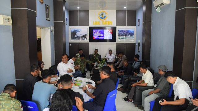 Pangkalan TNI Angkatan Laut (Lanal) Tarempa memperkuat sinergi dengan insan pers melalui kegiatan coffee morning bersama wartawan media massa se-Kabupaten Kepulauan Anambas, di Mako Lanal Tarempa, Kecamatan Siantan, Rabu (12/8/2026)