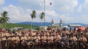 Upacara peringatan Hari Pramuka Nasional ke-65 digelar di Lapangan Bola Kaki Desa Air Putih, Kecamatan Siantan Timur, Kabupaten Kepulauan Anambas, Jumat (14/8/2026). (F-fendi) Upacara peringatan Hari Pramuka Nasional ke-65 digelar di Lapangan Bola Kaki Desa Air Putih, Kecamatan Siantan Timur, Kabupaten Kepulauan Anambas, Jumat (14/8/2026). (F-fendi)