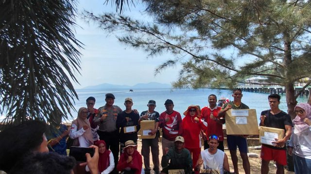 Kecamatan Siantan, Kabupaten Kepulauan Anambas, memeriahkan HUT ke-81 Kemerdekaan RI dengan berbagai permainan rakyat di tiga lokasi, Senin (17/8/2026).