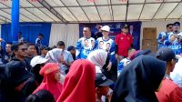 Ribuan warga Kecamatan Palmatak, Kabupaten Kepulauan Anambas, tumpah ruah mengikuti jalan santai dan berbagai perlombaan rakyat dalam rangka memperingati HUT ke-25 Partai Demokrat, di Taman Desa Putik, Sabtu (22/8/2026) Ribuan warga Kecamatan Palmatak, Kabupaten Kepulauan Anambas, tumpah ruah mengikuti jalan santai dan berbagai perlombaan rakyat dalam rangka memperingati HUT ke-25 Partai Demokrat, di Taman Desa Putik, Sabtu (22/8/2026)