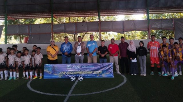 Sebanyak 24 tim futsal tingkat SD dan SMP ambil bagian dalam AFK Championship 2026 yang resmi dibuka Sekretaris Daerah (Sekda) Kabupaten Kepulauan Anambas, Sahtiar, di Lapangan Futsal Baihil, Sabtu (29/8/2026).