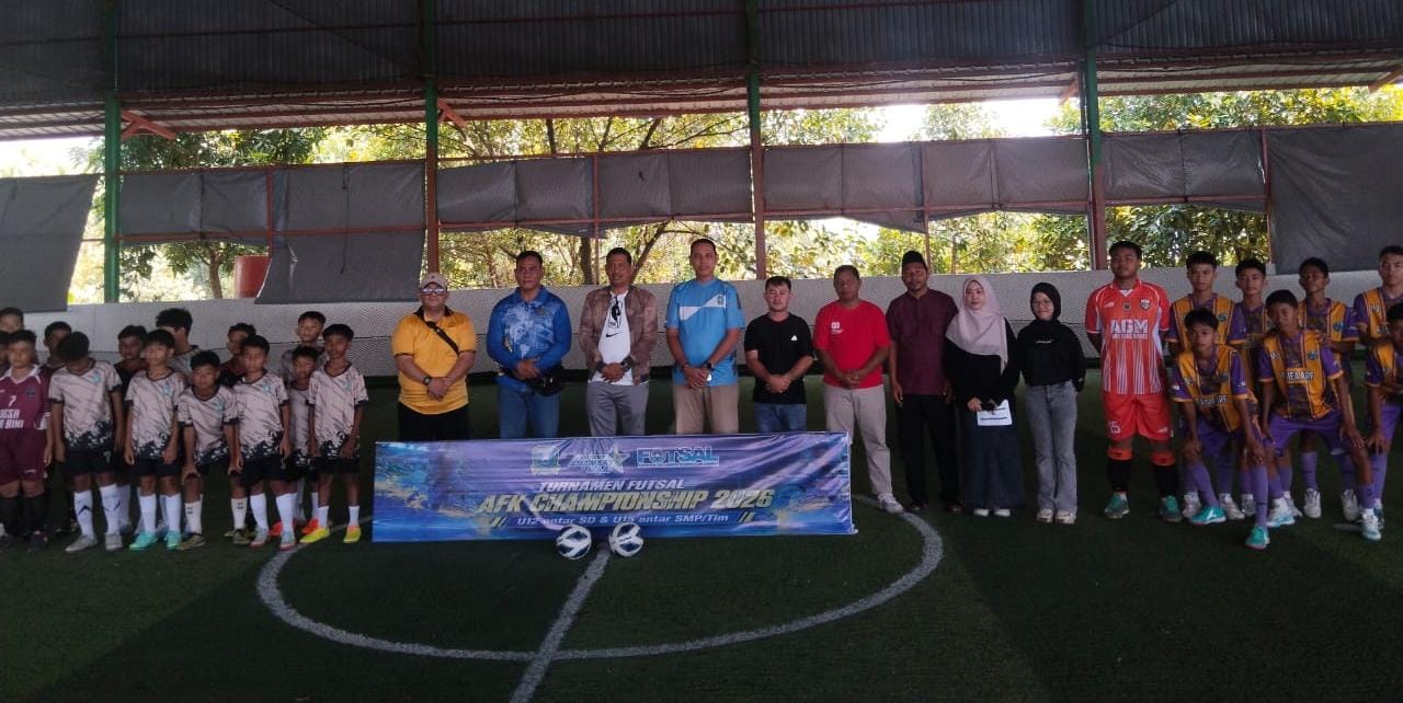 Sebanyak 24 tim futsal tingkat SD dan SMP ambil bagian dalam AFK Championship 2026 yang resmi dibuka Sekretaris Daerah (Sekda) Kabupaten Kepulauan Anambas, Sahtiar, di Lapangan Futsal Baihil, Sabtu (29/8/2026).