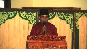 Kepala Desa Kuala Maras, Hendrika. (F-fendi/pijarkepri.com) Kepala Desa Kuala Maras, Hendrika. (F-fendi/pijarkepri.com)