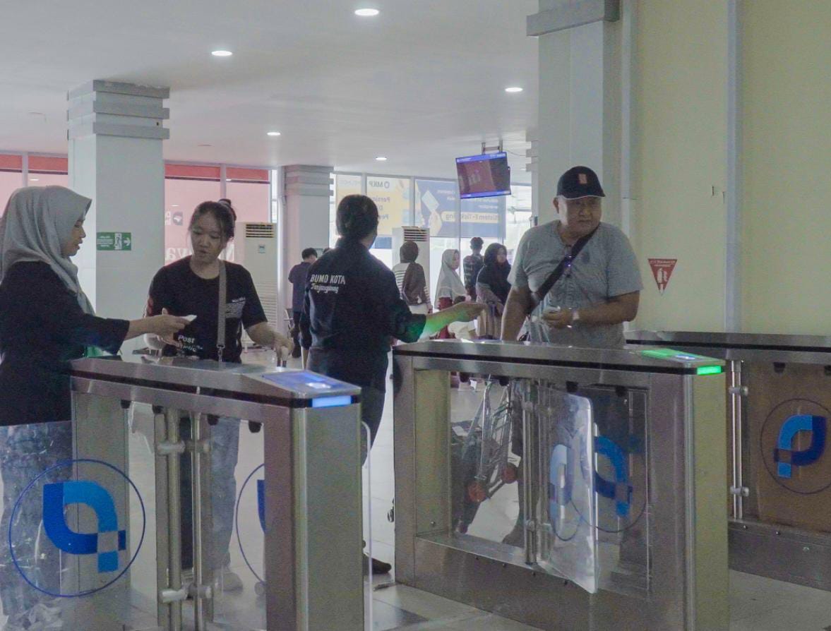 Documentasi ; Pelayanan Di Terminal Penumpang Domestik Sri Bintan Pura - Pelabuhan Tanjungpinang