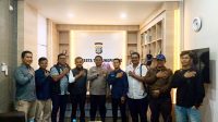 Pertemuan pengurus PWI Kepri Pokja Tanjungpinang dengan Wakapolresta Tanjungpinang AKBP Farouk Oktora di Mapolresta Tanjungpinang, Kamis (3/9/2026). (Foto: PWI Kepri)