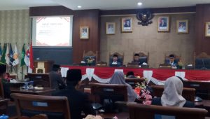 DPRD Kabupaten Kepulauan Anambas menggelar rapat paripurna dengan agenda persetujuan bersama kepala daerah dan DPRD terhadap Rancangan Peraturan Daerah tentang Perubahan APBD Tahun Anggaran 2026, Jumat (25/9/2026). DPRD Kabupaten Kepulauan Anambas menggelar rapat paripurna dengan agenda persetujuan bersama kepala daerah dan DPRD terhadap Rancangan Peraturan Daerah tentang Perubahan APBD Tahun Anggaran 2026, Jumat (25/9/2026).