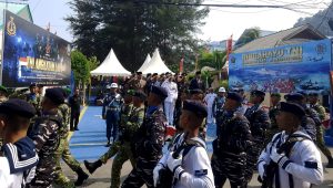Parade Pangkalan TNI Angkatan Laut (Lanal) Tarempa menggelar upacara peringatan Hari Ulang Tahun (HUT) ke-81 Tentara Nasional Indonesia (TNI) di Lapangan Mako Lanal Tarempa, Senin (5/10/2026). (Foto: Fendi) Parade Pangkalan TNI Angkatan Laut (Lanal) Tarempa menggelar upacara peringatan Hari Ulang Tahun (HUT) ke-81 Tentara Nasional Indonesia (TNI) di Lapangan Mako Lanal Tarempa, Senin (5/10/2026). (Foto: Fendi)