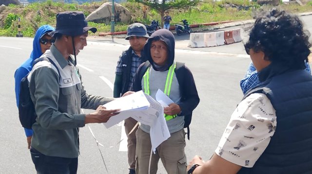 Tim penyidik Tipikor Polda Kepri saat melakukan serangkaian pemeriksaan di lokasi sebagai bagian dari upaya pengumpulan data dan bahan keterangan pada Selasa (7/4/2026), lalu. (Foto: Fendi/pijarkepri.com)