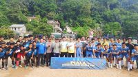 Bupati Kepulauan Anambas, Aneng, saat membuka Turnamen Sepak Bola Piala Gubernur Kepulauan Riau 2026 di Lapangan Sulaiman Abdullah, Kelurahan Tarempa, Kecamatan Siantan, Sabtu (10/10/2026). Bupati Kepulauan Anambas, Aneng, saat membuka Turnamen Sepak Bola Piala Gubernur Kepulauan Riau 2026 di Lapangan Sulaiman Abdullah, Kelurahan Tarempa, Kecamatan Siantan, Sabtu (10/10/2026).
