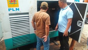 Ketua Komisi II DPRD Ayup Dampingi Bupati Aneng Tinjau Gangguan Listrik di Jemaja, Dua Mesin Baru 600 kW Segera Didatangkan Ketua Komisi II DPRD Ayup Dampingi Bupati Aneng Tinjau Gangguan Listrik di Jemaja, Dua Mesin Baru 600 kW Segera Didatangkan