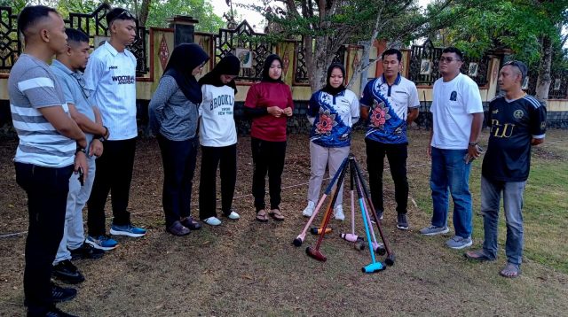 Komite Olahraga Nasional Indonesia (KONI) Kabupaten Kepulauan Anambas memantau langsung uji coba atlet woodball di Taman Rumah Dinas Wali Kota Tanjungpinang, Rabu (28/10/2026), guna memastikan kesiapan kontingen menghadapi Pekan Olahraga Provinsi (Porprov) Kepri VI 2026.